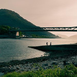 Loch Leven Hotel & Distillery